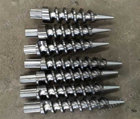 精工细做+木炭机推进器+成型炮筒+电加热圈