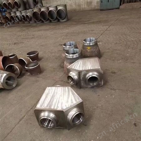 加工对焊四通合金材质 日标标准 三通 DN300 尺寸规格支持定制