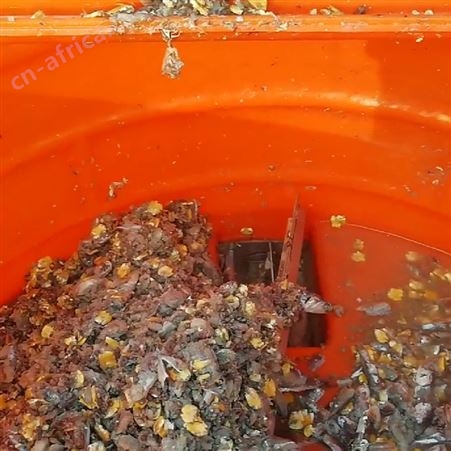 江苏卡尔曼智能养殖无人船 全无人螃蟹养殖艇北斗导行淡水养殖投料船