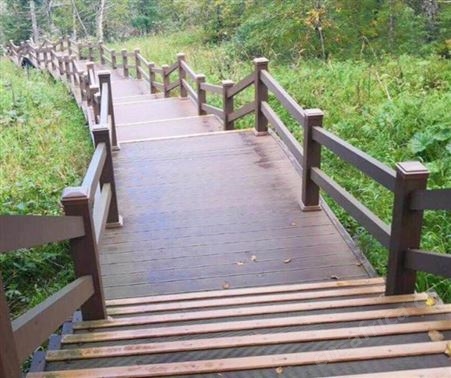 栏杆户外栈道公园河道木塑护栏仿木PE防腐防晒围栏源头