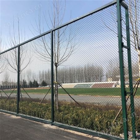 华丽体育高尔夫球场围网 运动场围网可用于各种场地围网 球场防护隔离围网