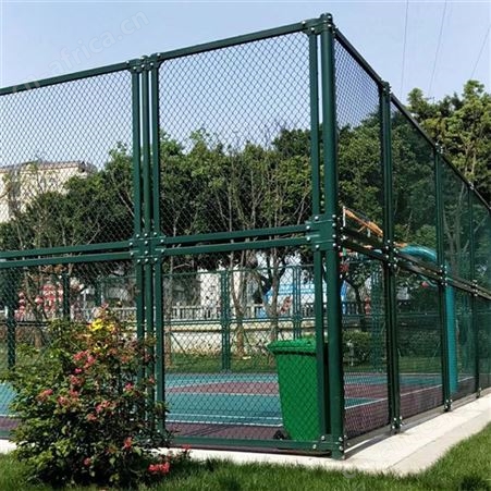 华丽体育体育足球场菱形镀锌隔离护栏网小型篮球场勾花护栏网运动场铁丝网
