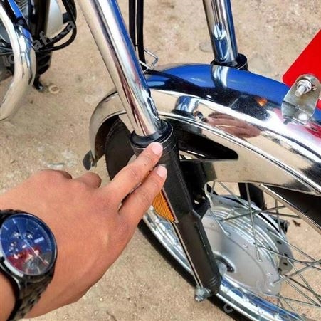 原装原版 经典老车02年的经典 五羊本田老A125 WH 125-A 脚启动 收藏佳品