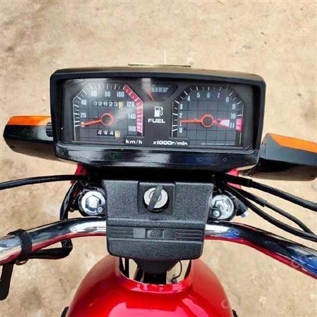 原装原版 经典老车02年的经典 五羊本田老A125 WH 125-A 脚启动 收藏佳品