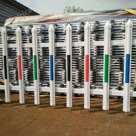    草坪护栏 a  草坪护栏a PVC草坪护栏 a草坪围栏 大量现货   规格齐全